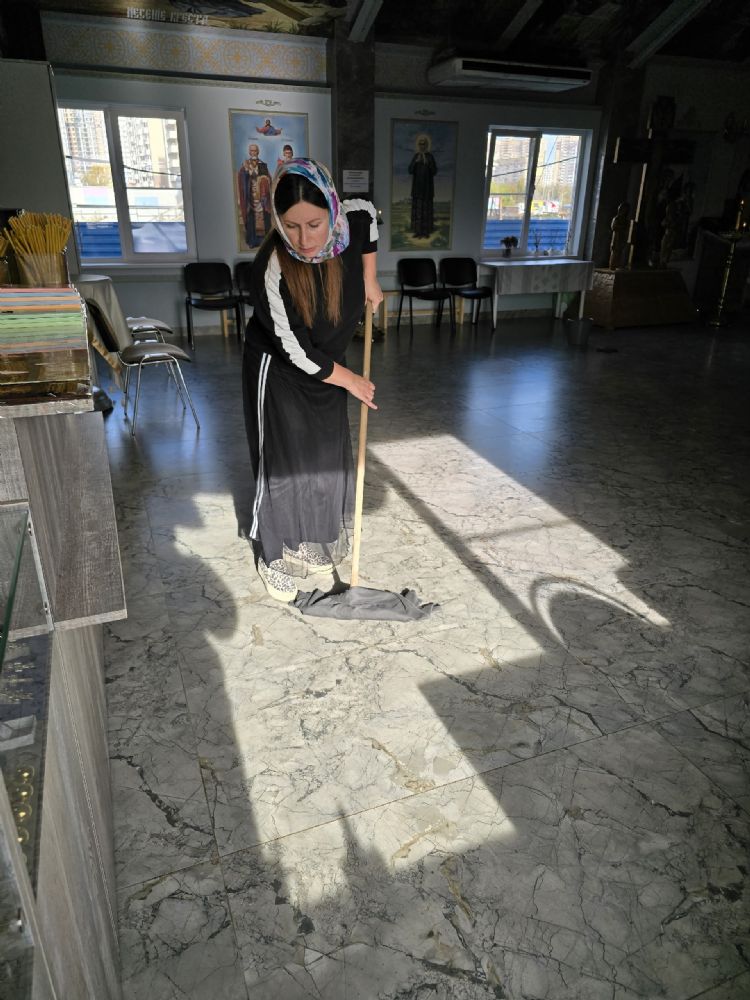 Будни в храме