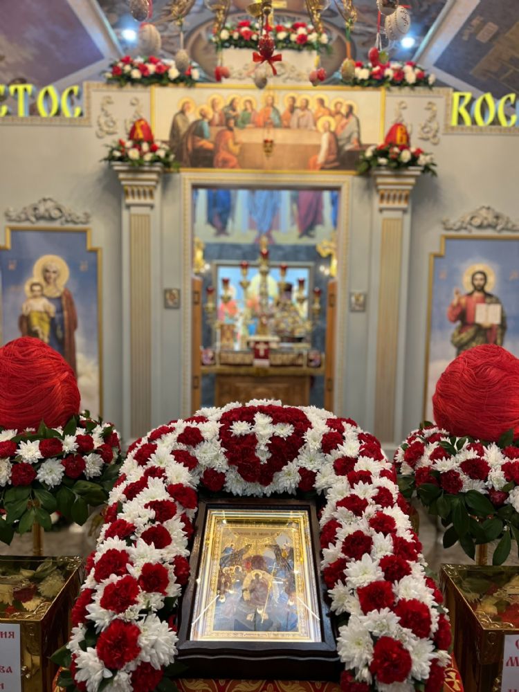 С праздником Светлой Пасхи! Дорогие братья и сестры, Христос Воскресе!