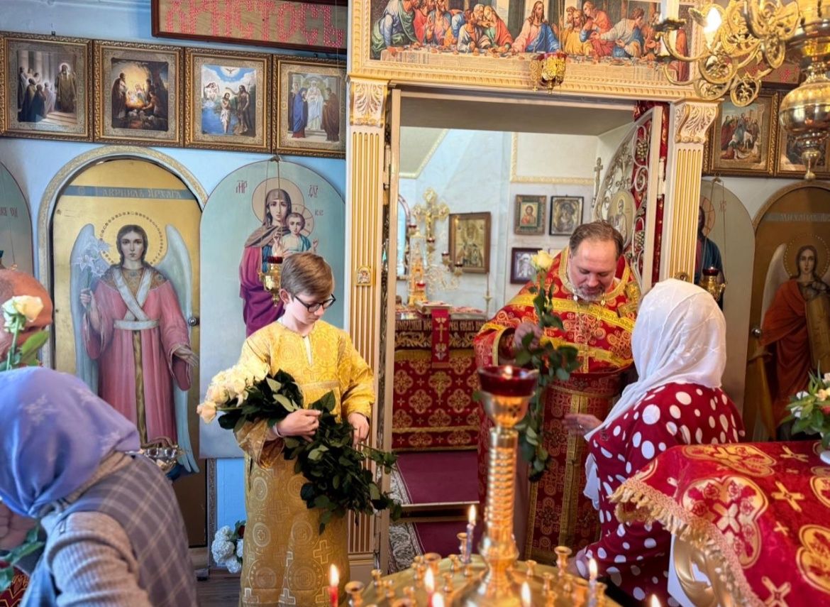 Поздравление в честь Праздника жен-мироносец