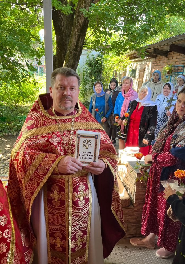 Поздравляем нашего настоятеля протоиерея Георгия с Днём Ангела — днём памяти святого великомученика и Победоносца Георгия!