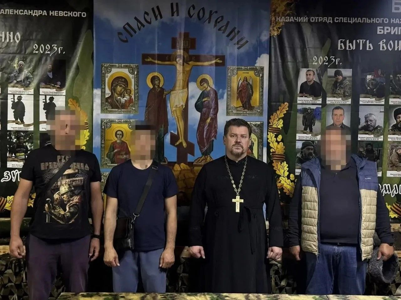 Протоиерей Георгий Козак посетил бойцов казачьих отрядов БАРС